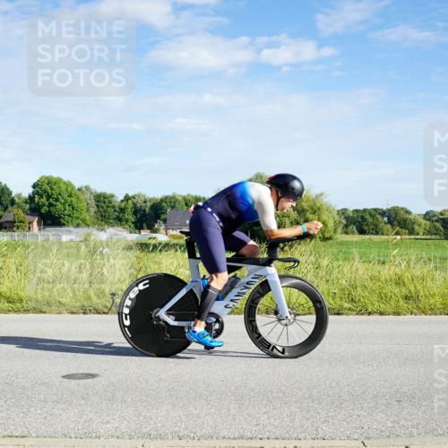 31.08.2025 - Elbe Triathlon Hamburg Michael Burmester http://msf.ph/oto/8689870 31.08.2025 09:30:20 Radfahren 170, 213, 343, 400, 465, 469, 534 meine-sportfotos.de