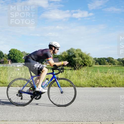 31.08.2025 - Elbe Triathlon Hamburg Michael Burmester http://msf.ph/oto/8689873 31.08.2025 09:30:25 Radfahren 170, 280, 469 meine-sportfotos.de
