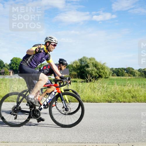 31.08.2025 - Elbe Triathlon Hamburg Michael Burmester http://msf.ph/oto/8689951 31.08.2025 09:31:41 Radfahren 244, 369, 657, 666 meine-sportfotos.de