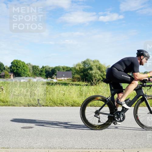 31.08.2025 - Elbe Triathlon Hamburg Michael Burmester http://msf.ph/oto/8689970 31.08.2025 09:32:08 Radfahren 285, 420, 463, 528, 633, 700, 707, 708 meine-sportfotos.de