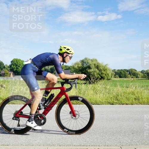 31.08.2025 - Elbe Triathlon Hamburg Michael Burmester http://msf.ph/oto/8689979 31.08.2025 09:32:14 Radfahren 284, 285, 374, 420, 463, 528, 635, 646, 700, 707, 717 meine-sportfotos.de