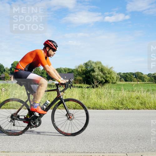 31.08.2025 - Elbe Triathlon Hamburg Michael Burmester http://msf.ph/oto/8690002 31.08.2025 09:32:37 Radfahren 253, 392, 577, 674, 712 meine-sportfotos.de