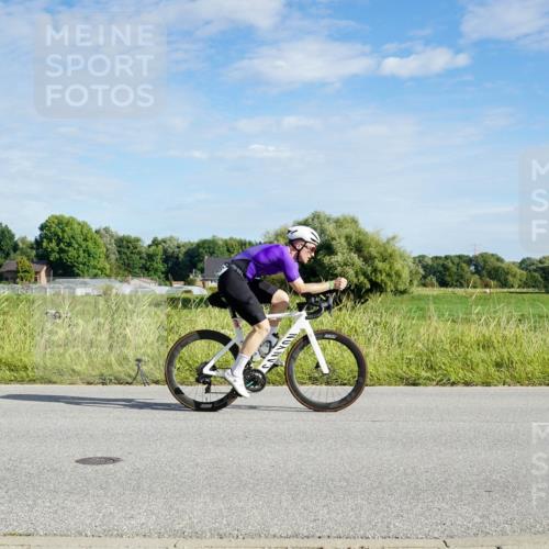 31.08.2025 - Elbe Triathlon Hamburg Michael Burmester http://msf.ph/oto/8690028 31.08.2025 09:33:16 Radfahren 214, 407, 493, 526, 531, 691, 742, 754, 759 meine-sportfotos.de