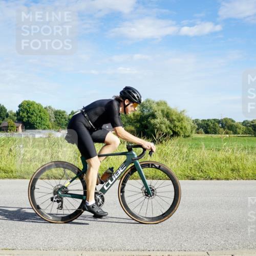 31.08.2025 - Elbe Triathlon Hamburg Michael Burmester http://msf.ph/oto/8690056 31.08.2025 09:33:32 Radfahren 283, 313, 314, 340, 365, 439, 464, 547, 553, 636, 694, 726 meine-sportfotos.de