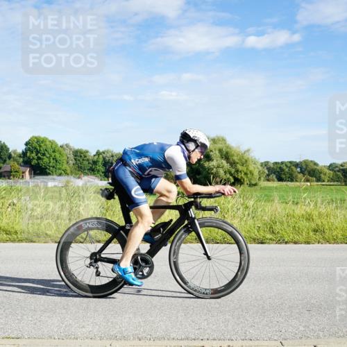 31.08.2025 - Elbe Triathlon Hamburg Michael Burmester http://msf.ph/oto/8690061 31.08.2025 09:33:35 Radfahren 283, 314, 330, 340, 439, 504, 547, 589, 636, 726 meine-sportfotos.de