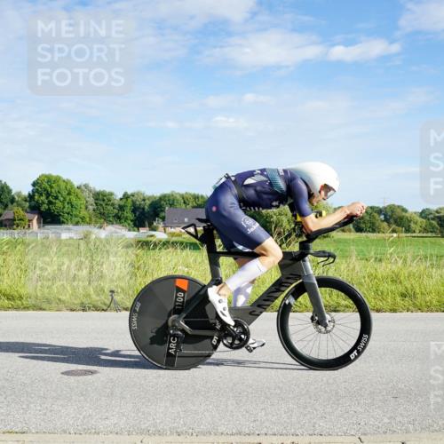 31.08.2025 - Elbe Triathlon Hamburg Michael Burmester http://msf.ph/oto/8690103 31.08.2025 09:34:29 Radfahren 257, 600, 739 meine-sportfotos.de