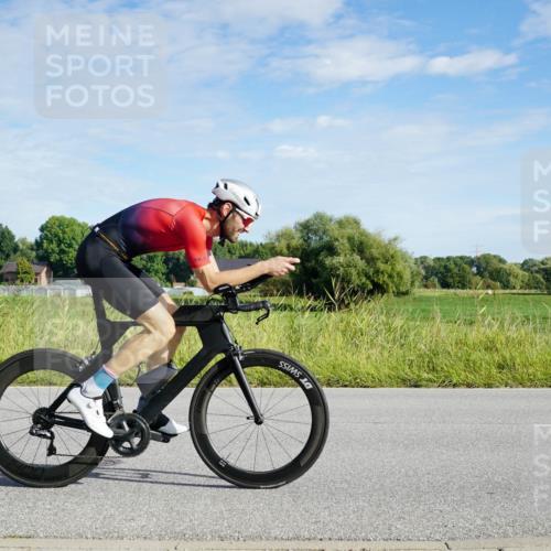 31.08.2025 - Elbe Triathlon Hamburg Michael Burmester http://msf.ph/oto/8690157 31.08.2025 09:35:26 Radfahren 272, 276, 412, 468, 492, 595, 603, 658, 764, 778 meine-sportfotos.de