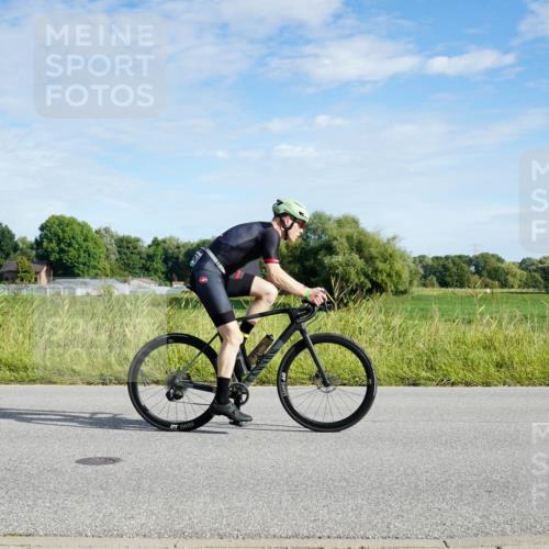 31.08.2025 - Elbe Triathlon Hamburg Michael Burmester http://msf.ph/oto/8690158 31.08.2025 09:35:27 Radfahren 272, 276, 412, 468, 492, 595, 603, 658, 764, 778 meine-sportfotos.de