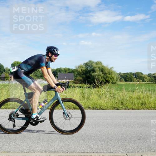 31.08.2025 - Elbe Triathlon Hamburg Michael Burmester http://msf.ph/oto/8690183 31.08.2025 09:35:57 Radfahren 426, 430, 443, 689, 752, 769, 834 meine-sportfotos.de