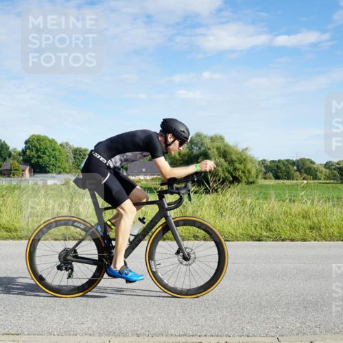 31.08.2025 - Elbe Triathlon Hamburg Michael Burmester http://msf.ph/oto/8690186 31.08.2025 09:36:01 Radfahren 426, 430, 443, 746, 769, 834 meine-sportfotos.de