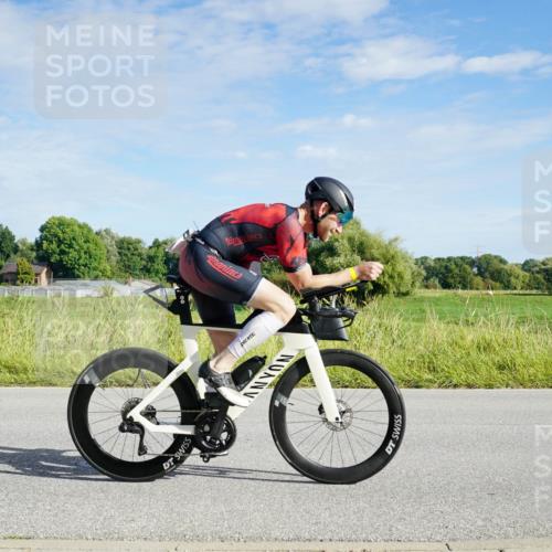 31.08.2025 - Elbe Triathlon Hamburg Michael Burmester http://msf.ph/oto/8690243 31.08.2025 09:37:08 Radfahren 254, 309, 436, 470, 626, 677, 695, 747 meine-sportfotos.de