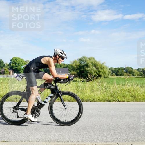 31.08.2025 - Elbe Triathlon Hamburg Michael Burmester http://msf.ph/oto/8690272 31.08.2025 09:37:28 Radfahren 270, 331, 479, 529, 530, 543, 690, 728, 741 meine-sportfotos.de