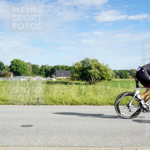 31.08.2025 - Elbe Triathlon Hamburg Michael Burmester http://msf.ph/oto/8690274 31.08.2025 09:37:29 Radfahren 270, 331, 529, 530, 543, 690, 728, 741 meine-sportfotos.de