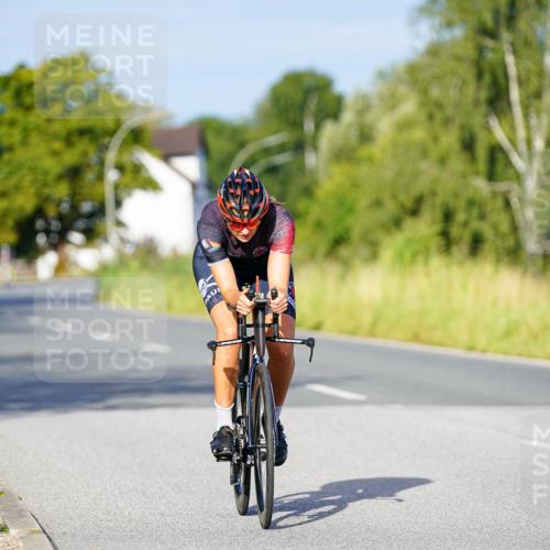 31.08.2025 - Elbe Triathlon Hamburg Michael Burmester http://msf.ph/oto/8690371 31.08.2025 08:53:49 Radfahren 252, 342 meine-sportfotos.de