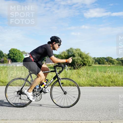 31.08.2025 - Elbe Triathlon Hamburg Michael Burmester http://msf.ph/oto/8690372 31.08.2025 09:38:49 Radfahren 373, 457, 521, 639, 736 meine-sportfotos.de