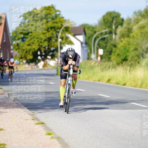 31.08.2025 - Elbe Triathlon Hamburg Michael Burmester http://msf.ph/oto/8690378 31.08.2025 08:54:02 Radfahren 229, 265 meine-sportfotos.de