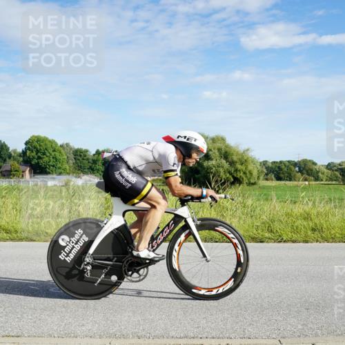 31.08.2025 - Elbe Triathlon Hamburg Michael Burmester http://msf.ph/oto/8690396 31.08.2025 09:39:14 Radfahren 293, 347, 449, 616, 659, 753, 900 meine-sportfotos.de