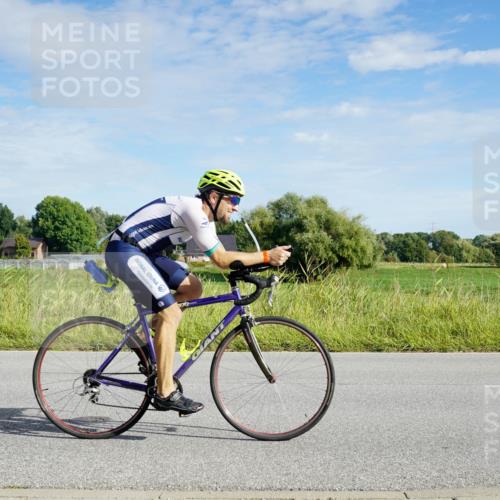 31.08.2025 - Elbe Triathlon Hamburg Michael Burmester http://msf.ph/oto/8690398 31.08.2025 09:39:15 Radfahren 293, 347, 616, 659, 900 meine-sportfotos.de