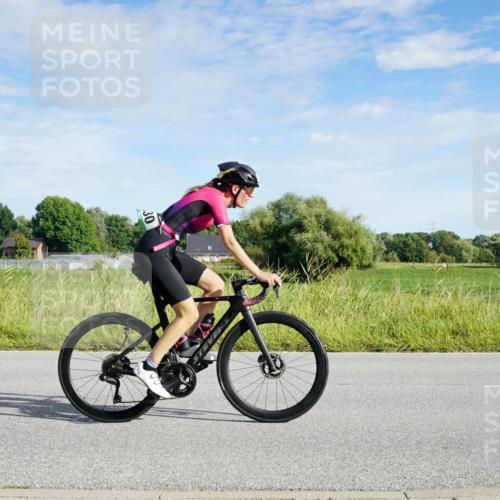 31.08.2025 - Elbe Triathlon Hamburg Michael Burmester http://msf.ph/oto/8690490 31.08.2025 09:40:45 Radfahren 246, 341, 415, 417, 444, 451, 477, 619, 716, 830, 840 meine-sportfotos.de