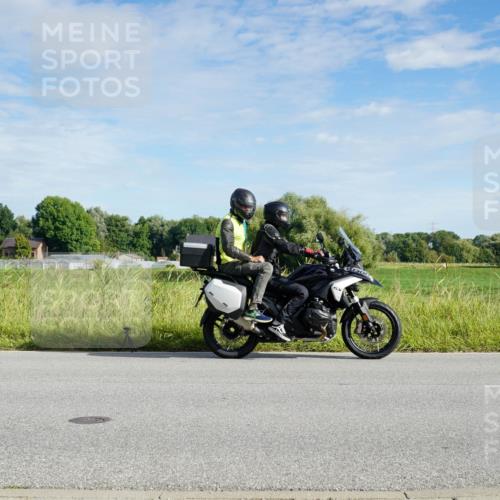31.08.2025 - Elbe Triathlon Hamburg Michael Burmester http://msf.ph/oto/8690537 31.08.2025 09:41:17 Radfahren 261, 318, 395, 445, 630, 650, 672, 692, 815, 853, 887 meine-sportfotos.de
