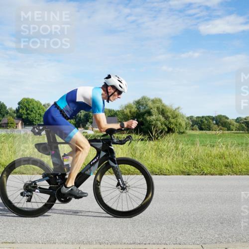 31.08.2025 - Elbe Triathlon Hamburg Michael Burmester http://msf.ph/oto/8690579 31.08.2025 09:42:00 Radfahren 508, 579, 722 meine-sportfotos.de