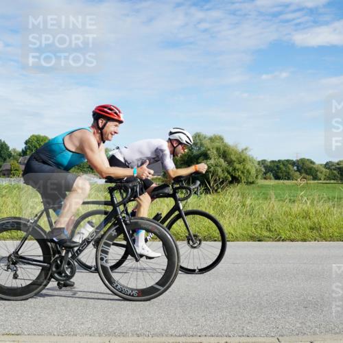 31.08.2025 - Elbe Triathlon Hamburg Michael Burmester http://msf.ph/oto/8690659 31.08.2025 09:43:30 Radfahren 282, 383, 461, 519, 567, 680, 888 meine-sportfotos.de