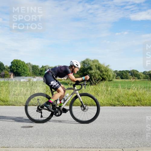 31.08.2025 - Elbe Triathlon Hamburg Michael Burmester http://msf.ph/oto/8690669 31.08.2025 09:43:40 Radfahren 282, 337, 866, 908, 913 meine-sportfotos.de