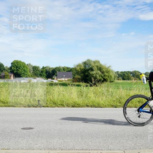 31.08.2025 - Elbe Triathlon Hamburg Michael Burmester http://msf.ph/oto/8690714 31.08.2025 09:44:57 Radfahren 292, 357, 469, 527, 613, 617, 773 meine-sportfotos.de