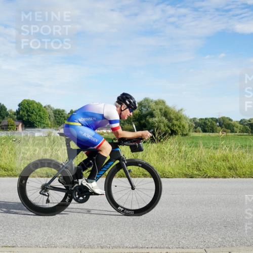 31.08.2025 - Elbe Triathlon Hamburg Michael Burmester http://msf.ph/oto/8690732 31.08.2025 09:45:27 Radfahren 393, 431, 489, 566, 664, 709, 756 meine-sportfotos.de
