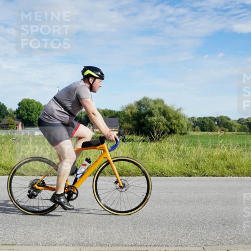 31.08.2025 - Elbe Triathlon Hamburg Michael Burmester http://msf.ph/oto/8690733 31.08.2025 09:45:29 Radfahren 393, 431, 489, 566, 607, 664, 709, 756 meine-sportfotos.de