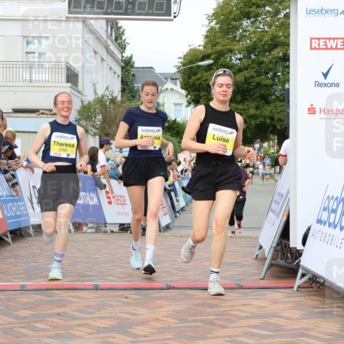 31.08.2025 - 21. Blankeneser Heldenlauf Strokosch-Dieckow http://msf.ph/oto/8690751 31.08.2025 10:31:36 Ziel 2664, 2740, 2406, 2190, 2092, 2079, 2653, 2155, 2443 meine-sportfotos.de
