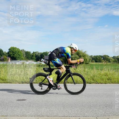 31.08.2025 - Elbe Triathlon Hamburg Michael Burmester http://msf.ph/oto/8690759 31.08.2025 09:46:02 Radfahren 463, 464, 466, 553, 600, 712, 740, 868, 906 meine-sportfotos.de