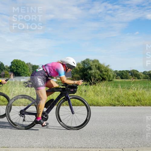 31.08.2025 - Elbe Triathlon Hamburg Michael Burmester http://msf.ph/oto/8690782 31.08.2025 09:46:31 Radfahren 419, 421, 439, 494, 599, 666, 909 meine-sportfotos.de