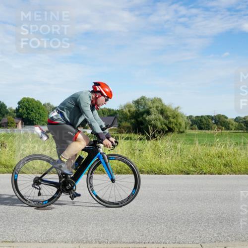 31.08.2025 - Elbe Triathlon Hamburg Michael Burmester http://msf.ph/oto/8690794 31.08.2025 09:46:44 Radfahren 284, 294, 329, 526, 569, 570, 729, 750, 759, 771, 838 meine-sportfotos.de