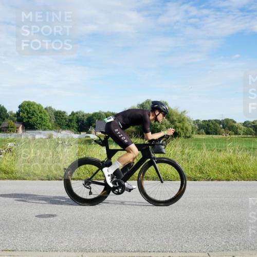 31.08.2025 - Elbe Triathlon Hamburg Michael Burmester http://msf.ph/oto/8690807 31.08.2025 09:47:03 Radfahren 290, 458, 691, 760, 777, 792 meine-sportfotos.de