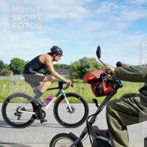 31.08.2025 - Elbe Triathlon Hamburg Michael Burmester http://msf.ph/oto/8690836 31.08.2025 09:47:45 Radfahren 256, 374, 413, 674, 912 meine-sportfotos.de