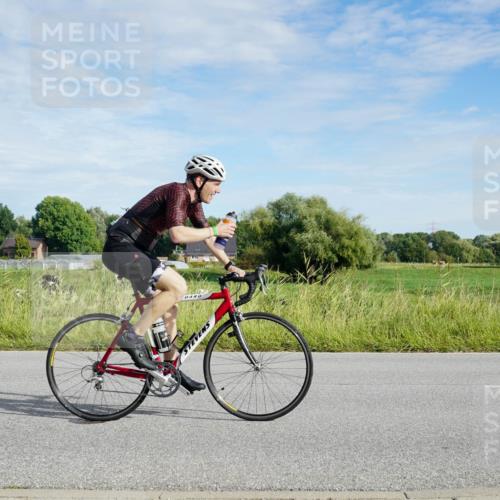 31.08.2025 - Elbe Triathlon Hamburg Michael Burmester http://msf.ph/oto/8690848 31.08.2025 09:47:54 Radfahren 374, 413, 495, 568, 790 meine-sportfotos.de