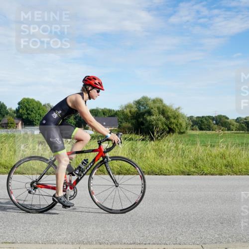 31.08.2025 - Elbe Triathlon Hamburg Michael Burmester http://msf.ph/oto/8690870 31.08.2025 09:48:26 Radfahren 291, 547, 654, 844, 902, 903 meine-sportfotos.de