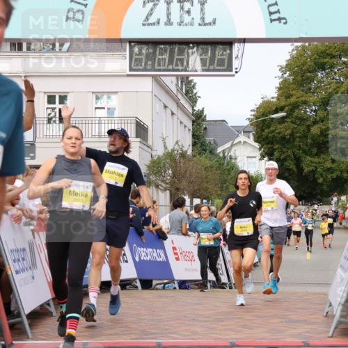 31.08.2025 - 21. Blankeneser Heldenlauf Strokosch-Dieckow http://msf.ph/oto/8690875 31.08.2025 10:26:45 Ziel 2022, 2057, 2013, 2648, 2607, 2646, 2487, 2354, 2296, 2478 meine-sportfotos.de