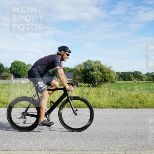 31.08.2025 - Elbe Triathlon Hamburg Michael Burmester http://msf.ph/oto/8690906 31.08.2025 09:49:14 Radfahren 330, 412, 416, 468, 492, 603, 710, 778 meine-sportfotos.de