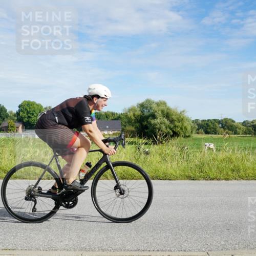 31.08.2025 - Elbe Triathlon Hamburg Michael Burmester http://msf.ph/oto/8690962 31.08.2025 09:50:43 Radfahren 250, 470, 730, 735, 766, 832, 861, 907 meine-sportfotos.de