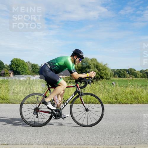 31.08.2025 - Elbe Triathlon Hamburg Michael Burmester http://msf.ph/oto/8690976 31.08.2025 09:51:06 Radfahren 287, 597, 626, 690, 764 meine-sportfotos.de