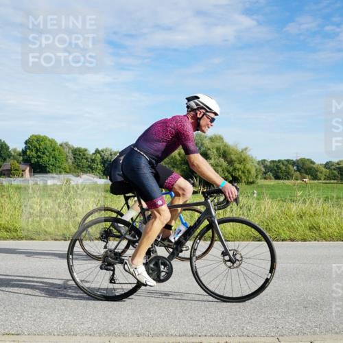 31.08.2025 - Elbe Triathlon Hamburg Michael Burmester http://msf.ph/oto/8691005 31.08.2025 09:51:37 Radfahren 372, 435, 482, 493, 512, 529, 752, 818, 836, 849, 890 meine-sportfotos.de
