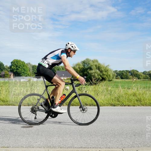 31.08.2025 - Elbe Triathlon Hamburg Michael Burmester http://msf.ph/oto/8691026 31.08.2025 09:52:16 Radfahren 297, 517, 642, 703, 747, 854, 895 meine-sportfotos.de