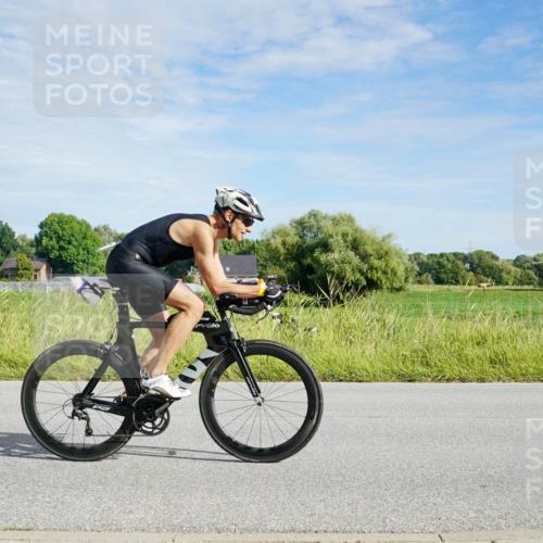 31.08.2025 - Elbe Triathlon Hamburg Michael Burmester http://msf.ph/oto/8691047 31.08.2025 09:52:47 Radfahren 543, 606, 741, 788, 809 meine-sportfotos.de