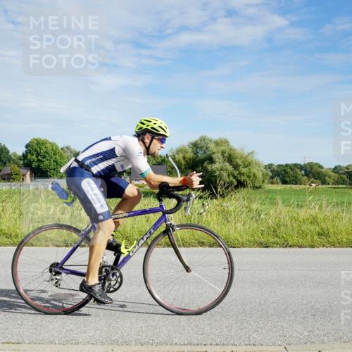 31.08.2025 - Elbe Triathlon Hamburg Michael Burmester http://msf.ph/oto/8691074 31.08.2025 09:53:23 Radfahren 304, 472, 593, 659, 900 meine-sportfotos.de