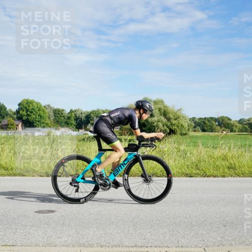 31.08.2025 - Elbe Triathlon Hamburg Michael Burmester http://msf.ph/oto/8691076 31.08.2025 09:53:23 Radfahren 304, 472, 593, 659, 900 meine-sportfotos.de