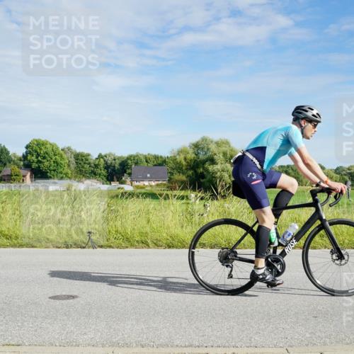31.08.2025 - Elbe Triathlon Hamburg Michael Burmester http://msf.ph/oto/8691085 31.08.2025 09:53:34 Radfahren 391, 481, 524, 549, 574, 639, 724, 768, 922, 925 meine-sportfotos.de