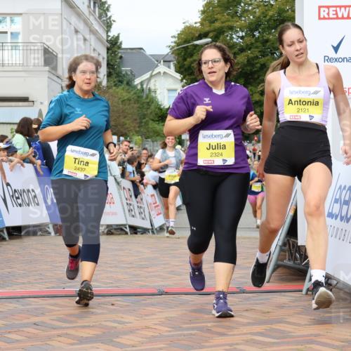 31.08.2025 - 21. Blankeneser Heldenlauf Strokosch-Dieckow http://msf.ph/oto/8691097 31.08.2025 10:31:11 Ziel 2437, 2324, 2147, 2121, 2307, 2018 meine-sportfotos.de