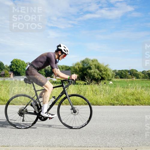 31.08.2025 - Elbe Triathlon Hamburg Michael Burmester http://msf.ph/oto/8691145 31.08.2025 09:55:07 Radfahren 459, 852 meine-sportfotos.de
